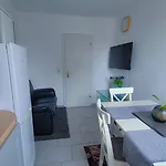 Zentrale Mit Wohnkueche Fuer Bis 6 Gaeste Appartement Oberhausen (North Rhine-Westphalia)