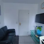 Zentrale Mit Wohnkueche Fuer Bis 6 Gaeste Appartement Oberhausen (North Rhine-Westphalia)