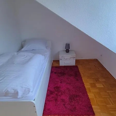 Zentrale Mit Wohnkueche Fuer Bis 6 Gaeste Apartmán