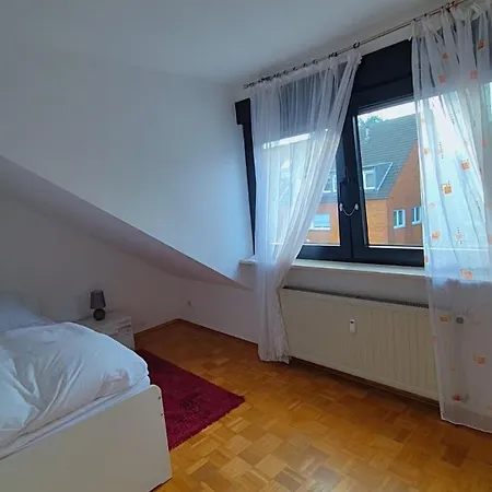 Zentrale Mit Wohnkueche Fuer Bis 6 Gaeste Apartmán *