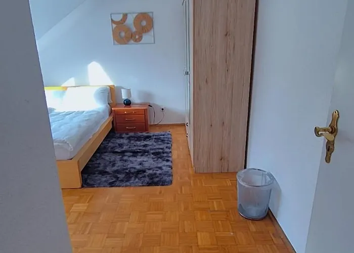 Appartement Zentrale Mit Wohnkueche Fuer Bis 6 Gaeste